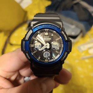 Men's Casio G shock md#5445 blue outer rim